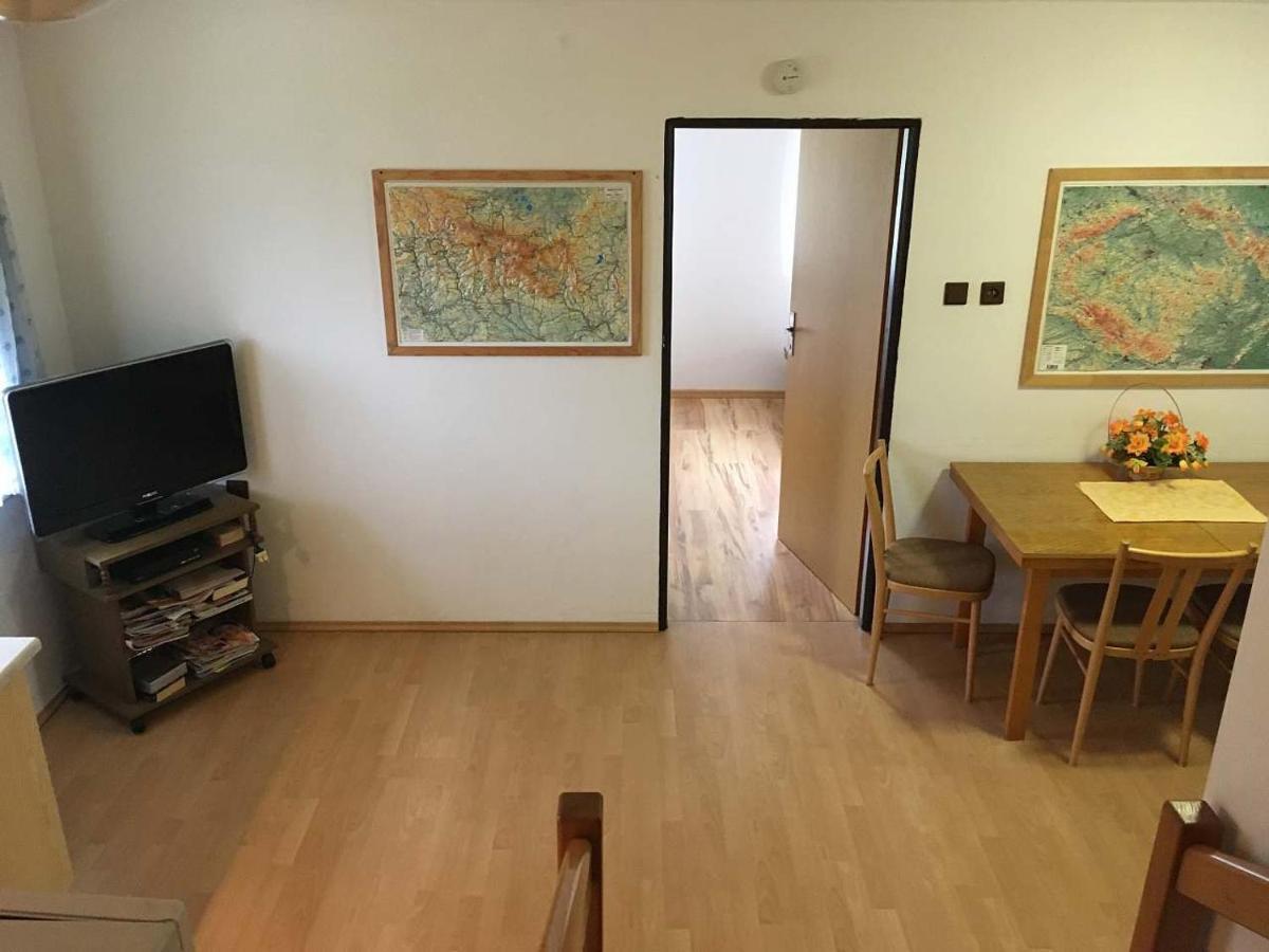 Апартаменти Apartman - Рокитніце-над-Їзероу Екстер'єр фото